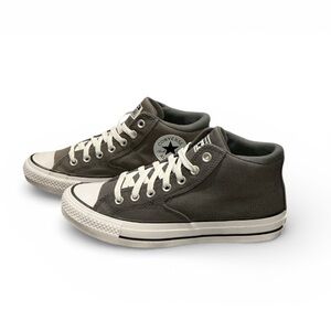 New authentic Converse signature designer men’s sneakers sz 8 display